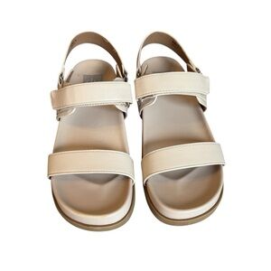 DV by Dolce Vita Women's Strap Sandal. Velcro Cream Size 8 #1608